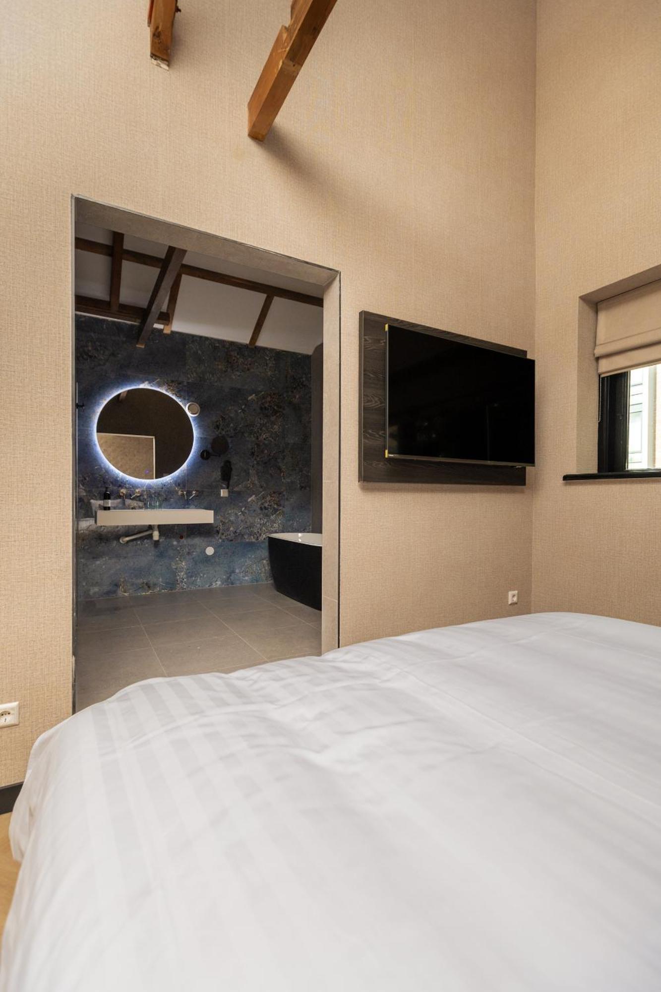 Hotel Twenty-Three Amsterdam Airport Hoofddorp Bagian luar foto