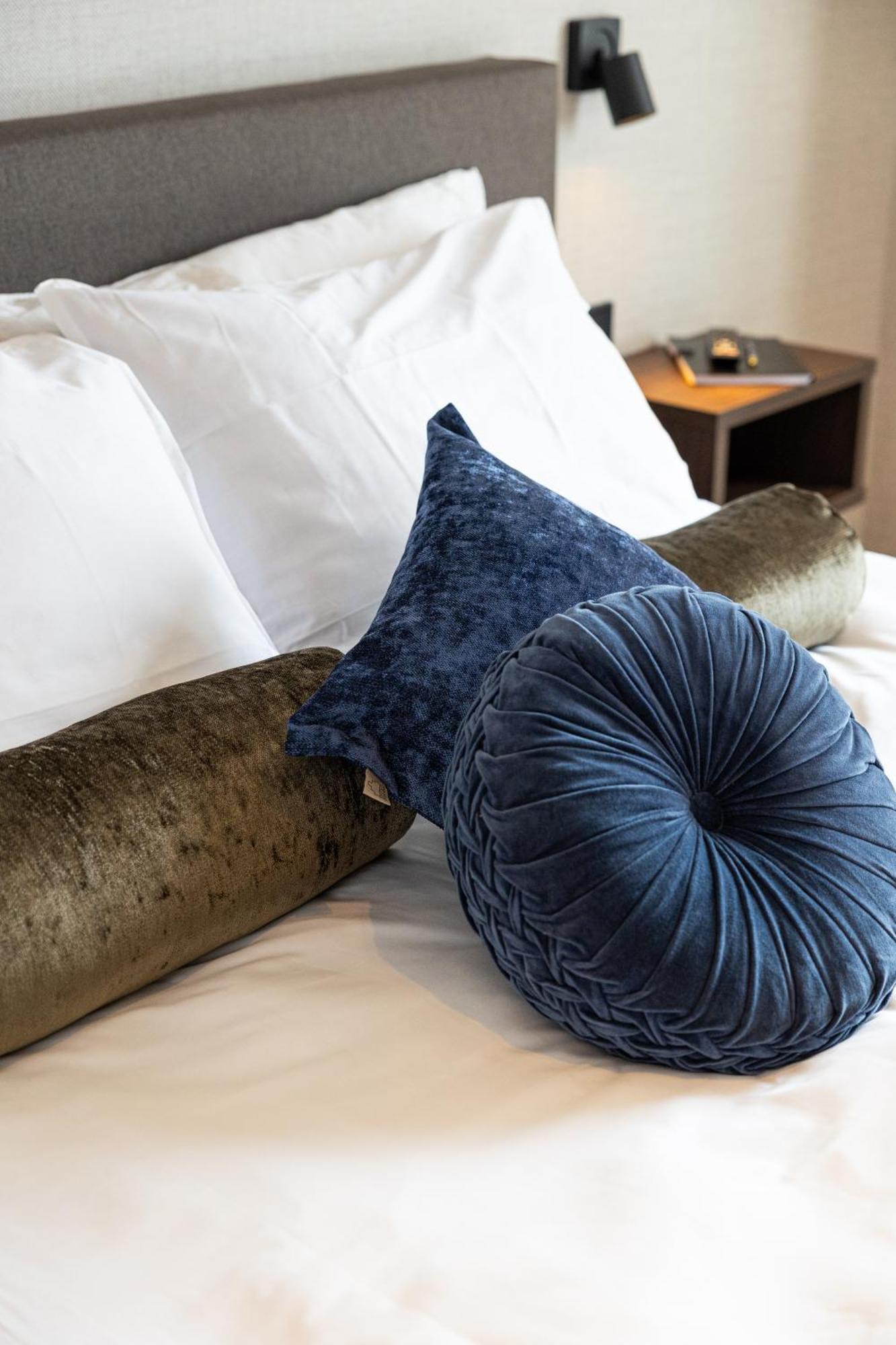 Hotel Twenty-Three Amsterdam Airport Hoofddorp Bagian luar foto